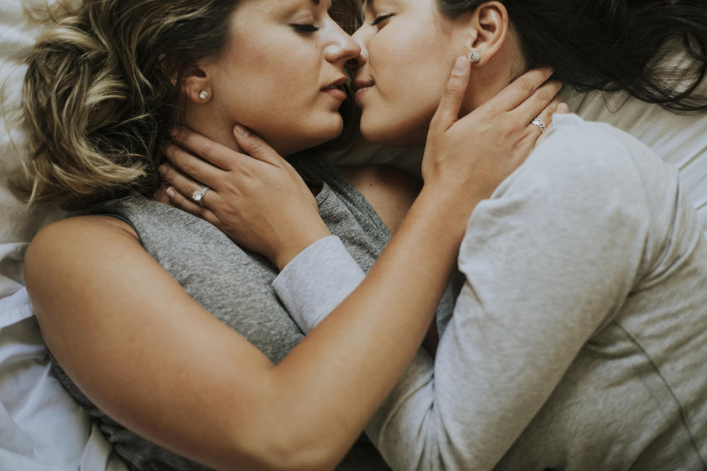 Safe Sex for Lesbian and Bisexual Women